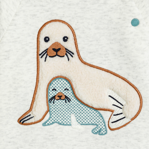 سترة من الصوف متقاطع، باللون الأبيض، للأولاد الصغار